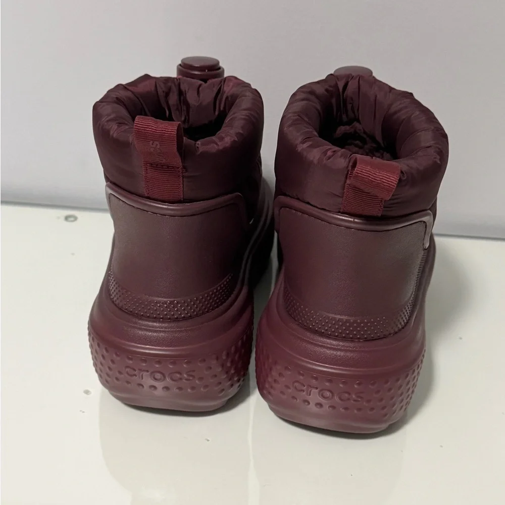 CROCS Women's Burgundy Winter Boots